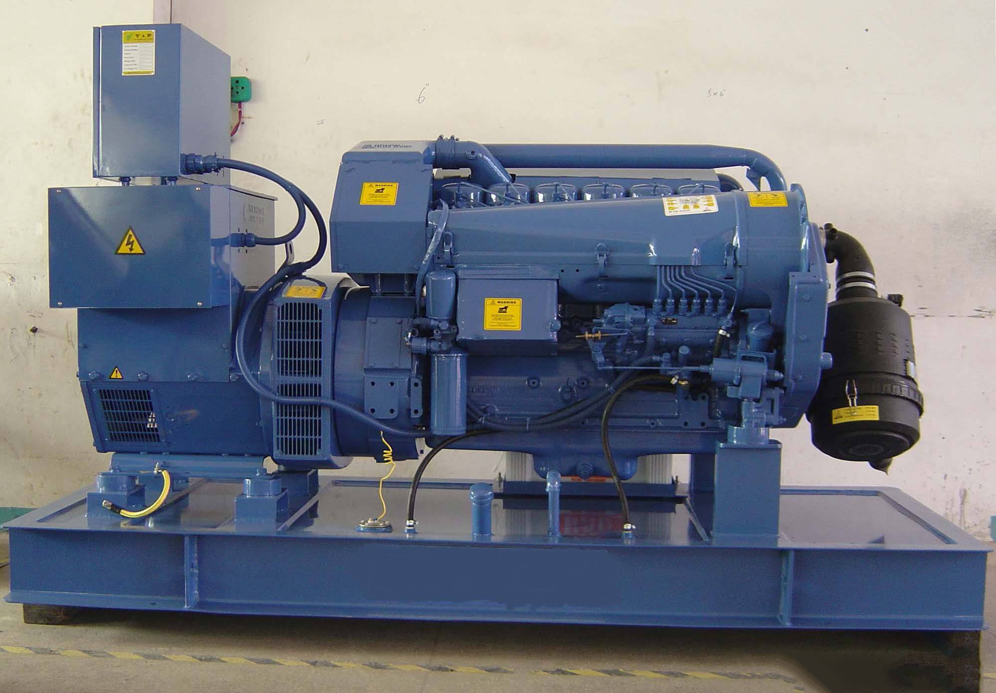 罗平汽油发电机组冬季启动前，电瓶需要做哪些检查和维护？